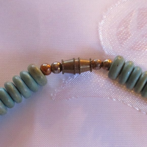 SEA FOAM GREEN - SEA SHELL – NECKLACE - NWOT - Picture 5 of 7